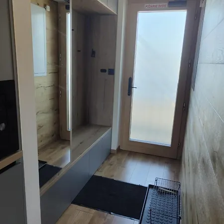 Cierna Liska Lägenhet